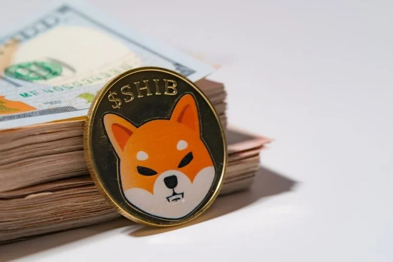 shib-hits-an-all-time-high-as-4-6-billion-inflows-into-shiba-inu-in-a-day-main